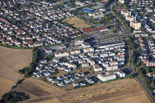 Nouveau quartier d'aménagement Konstanzer Straße Freiburger Straße à le quartier Hochstetten in Linkenheim-Hochstetten dans le département Bade-Wurtemberg, Allemagne