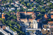 Ancien bâtiment et chantier du Centre d'Urgences Intégré de l'Hôpital Municipal Karlsruhe gGmbH avec Clinique Vasculaire à le quartier Nordweststadt in Karlsruhe dans le département Bade-Wurtemberg, Allemagne