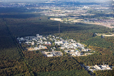Institut de technologie de Karlsruhe - Campus Nord et usine de retraitement de Karlsruhe (WAK) au nord-est à Linkenheim-Hochstetten dans le département Bade-Wurtemberg, Allemagne