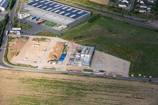 Chantier du nouveau campus de X2E pour les bâtiments administratifs et de production à Rohrbach dans le département Rhénanie-Palatinat, Allemagne