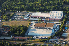 Parc industriel Essingen avec le centre logistique HORNBACH Essingen I et II à le quartier Dreihof in Essingen dans le département Rhénanie-Palatinat, Allemagne