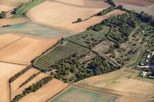Pépinière à l'Ancienne Aqueduc Mosbach à le quartier Mosbach in Schaafheim dans le département Hesse, Allemagne