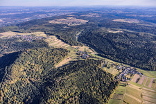Vallée de Moosalbtal au sud avec les quartiers de Moosbronn et Althof à le quartier Freiolsheim in Gaggenau dans le département Bade-Wurtemberg, Allemagne
