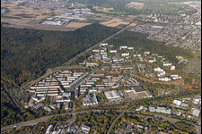 De l'est à le quartier Oberreut in Karlsruhe dans le département Bade-Wurtemberg, Allemagne