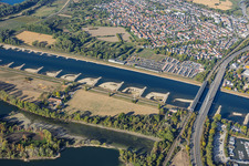 Maxau Ponts sur le Rhin pour la B10 et le train régional à marée basse à le quartier Knielingen in Karlsruhe dans le département Bade-Wurtemberg, Allemagne