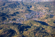 Du nord-est à le quartier Michelbach in Gaggenau dans le département Bade-Wurtemberg, Allemagne
