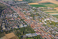 Vue de la ville depuis l'est à Kandel dans le département Rhénanie-Palatinat, Allemagne