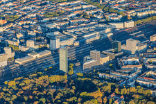 Tour Victoria (immeuble de grande hauteur) située Helmut-Kohl-Straße (B36), près des voies ferrées et en face de la gare centrale Mannheim à le quartier Lindenhof in Mannheim dans le département Bade-Wurtemberg, Allemagne