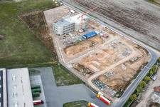 Chantier du nouveau campus de X2E pour les bâtiments administratifs et de production à Rohrbach dans le département Rhénanie-Palatinat, Allemagne