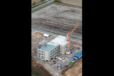 Chantier du nouveau campus de X2E pour les bâtiments administratifs et de production à Rohrbach dans le département Rhénanie-Palatinat, Allemagne