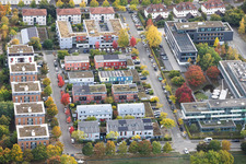 Ensemble résidentiel moderne situé entre la Willy-Brandt-Straße et la Heinrich-Magnani-Straße à Ettlingen dans le département Bade-Wurtemberg, Allemagne