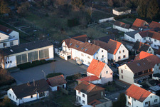 Mundohalle, caserne de pompiers, salle de sport à Minfeld dans le département Rhénanie-Palatinat, Allemagne depuis l'avion