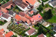 Oberhausen dans le département Rhénanie-Palatinat, Allemagne vu d'un drone