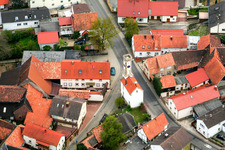 Vue aérienne de Mairie de l'administration de la ville à Oberhausen dans le département Rhénanie-Palatinat, Allemagne