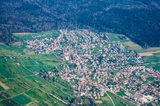 Vue aérienne de Quartier Schwann in Straubenhardt dans le département Bade-Wurtemberg, Allemagne