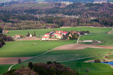 Vue aérienne de Établissement pénitentiaire de Landsberg am Lech à Andechs dans le département Bavière, Allemagne