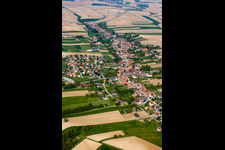 Neewiller-près-Lauterbourg dans le département Bas Rhin, France d'en haut
