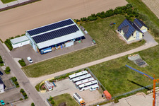Vue oblique de Zone industrielle de Geräutäcker vue de l'est à Hatzenbühl dans le département Rhénanie-Palatinat, Allemagne