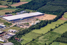 Centre logistique de coïncidence à le quartier Minderslachen in Kandel dans le département Rhénanie-Palatinat, Allemagne hors des airs