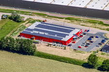 Univers de remise en forme de Bienwald à le quartier Minderslachen in Kandel dans le département Rhénanie-Palatinat, Allemagne d'en haut