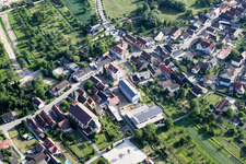 Photographie aérienne de Élévation de la croix de l'église à Steinmauern dans le département Bade-Wurtemberg, Allemagne
