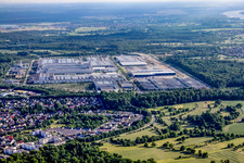 Vue aérienne de Usine Daimler à le quartier Rheinau in Rastatt dans le département Bade-Wurtemberg, Allemagne
