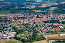 Vue d'oiseau de Quartier Liedolsheim in Dettenheim dans le département Bade-Wurtemberg, Allemagne