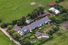 Vue oblique de Billigheim-Ingenheim dans le département Rhénanie-Palatinat, Allemagne