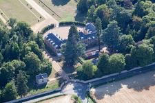 Vue d'oiseau de Le Domaine de la Pierre à Coudrecieux dans le département Sarthe, France