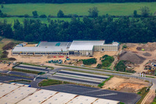 Vue oblique de Zone industrielle Horst, Alfa Aesar à le quartier Minderslachen in Kandel dans le département Rhénanie-Palatinat, Allemagne