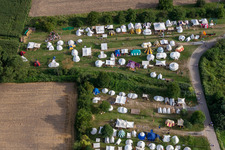 Vue aérienne de Fête médiévale à Jockgrim dans le département Rhénanie-Palatinat, Allemagne