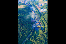 Vue aérienne de Fonderie de fer Gebr. Gienanth Eisenberg GmbH à Eisenberg dans le département Rhénanie-Palatinat, Allemagne
