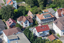 Vue oblique de Bismarckstr à Kandel dans le département Rhénanie-Palatinat, Allemagne