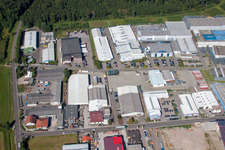 Zone industrielle à Appenweier dans le département Bade-Wurtemberg, Allemagne hors des airs