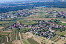 Vue aérienne de Quartier Bühl in Offenburg dans le département Bade-Wurtemberg, Allemagne