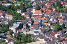 Vue aérienne de Hôtel de ville de l'administration municipale Willstätt à Willstätt dans le département Bade-Wurtemberg, Allemagne