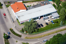 Vue aérienne de Atelier de peinture automobile brut à le quartier Minderslachen in Kandel dans le département Rhénanie-Palatinat, Allemagne