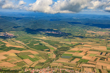 Vue aérienne de Du sud à Oberotterbach dans le département Rhénanie-Palatinat, Allemagne