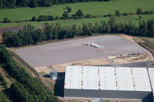 Centre logistique de Zufall à le quartier Minderslachen in Kandel dans le département Rhénanie-Palatinat, Allemagne d'en haut