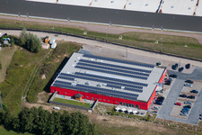 Vue aérienne de Univers de remise en forme de Bienwald à le quartier Minderslachen in Kandel dans le département Rhénanie-Palatinat, Allemagne