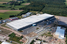 Centre logistique de Zufall à le quartier Minderslachen in Kandel dans le département Rhénanie-Palatinat, Allemagne hors des airs
