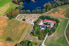 Photographie aérienne de Seehof (labyrinthe de maïs) à Leimersheim dans le département Rhénanie-Palatinat, Allemagne