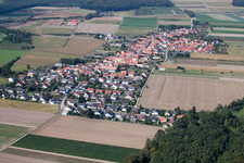 Vue oblique de Erlenbach bei Kandel dans le département Rhénanie-Palatinat, Allemagne