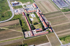 Le Quartier-Hornbach à Neustadt an der Weinstraße dans le département Rhénanie-Palatinat, Allemagne vue du ciel