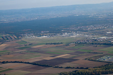 Vue aérienne de Aérodrome de Coleman à le quartier Sandhofen in Mannheim dans le département Bade-Wurtemberg, Allemagne