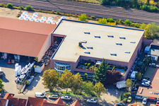 Vue oblique de Zone commerciale à le quartier Bobenheim in Bobenheim-Roxheim dans le département Rhénanie-Palatinat, Allemagne