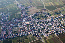 Quartier Diedesfeld in Neustadt an der Weinstraße dans le département Rhénanie-Palatinat, Allemagne d'un drone