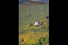 Vue aérienne de Chapelle Anne à Burrweiler dans le département Rhénanie-Palatinat, Allemagne
