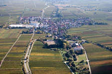 Vue aérienne de Vue des rues et des maisons des quartiers résidentiels à Böchingen dans le département Rhénanie-Palatinat, Allemagne
