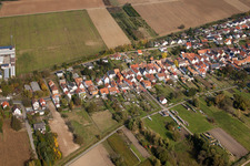 Quartier Schaidt in Wörth am Rhein dans le département Rhénanie-Palatinat, Allemagne hors des airs